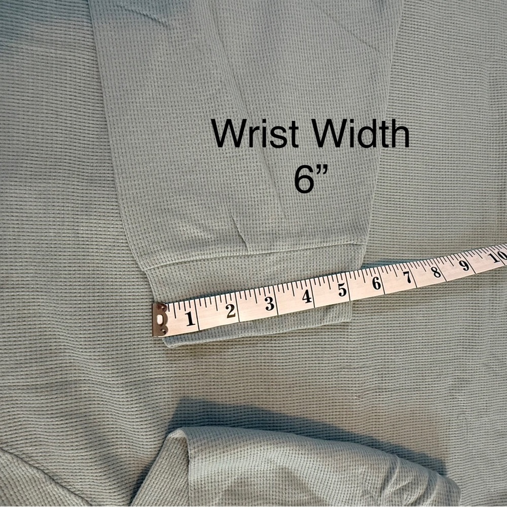 Victoria’s Secret - Glow Waffle Henley Thermal Jogger PJ’s Set - Picture 13 of 16